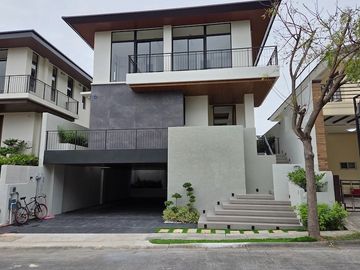 House For Sale at Verdana Homes Villaga, Daang Hari...