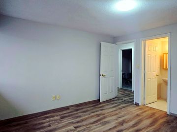 VENTA DEPARTAMENTO AMPLIOS ESPACIOS LISTO PARA HABITAR...