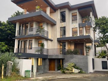 5 Bedrooms House and Lot for Sale, Ayala Westgrove...