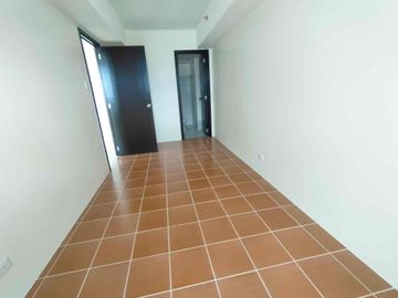 Title:
LOW DOWNPAYMENT ALERT
Own a 1BR RFO condo at...