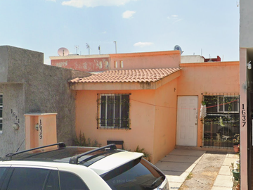 Venta Casa Av Parque Santiago, Fundadores, Santiago De...