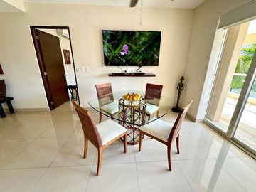 SE VENDE DEPARTAMENTO EN CONDOMINIO MARINA MIA, BAHIA...