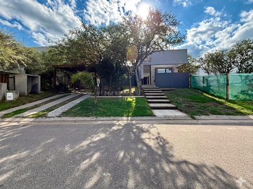 VENTA CASA A ESTRENAR BARRIO PRIVADO LAS CAÑITAS