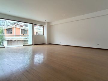 Exclusivo Duplex En Valle Hermoso 300 M2, 3 Hab,...