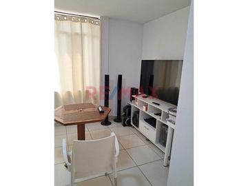 Casa En Venta De 3 Pisos En Ventanilla