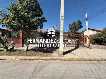 SAN FELIPE - ARRIENDO CASA ESQUINA 2D 1B 1E- VILLA EL CARMEN