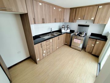 🏠 OFERTA - VENDO CASA TRES PLANTAS. (San Antonio –...
