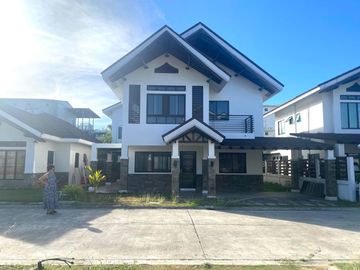 Ready For Occupancy Three Bedrooms House in Argao Royal...