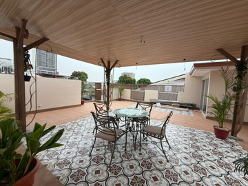 Newly Renovated Modern 7BR Luxury House with Roofdeck...