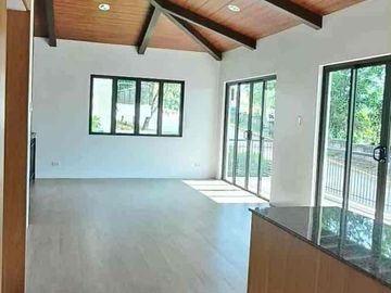 BAGUIO FEELS HOUSE AND LOT IN ANTIPOLO, RIZAL | 4...