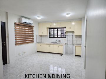 Spacious 2-Bedroom Flat Apartment with Parking in...