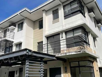Foreclosed House & Lot in FERNDALE VILLAS Pasong Tamo Qc