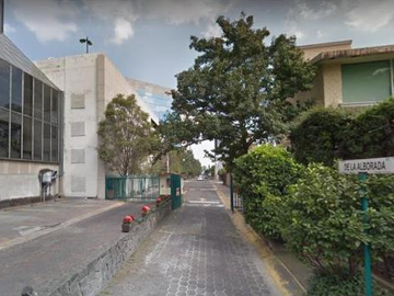 CASA EN REMATE EN PARQUES DEL PEDREGAL TLALPAN