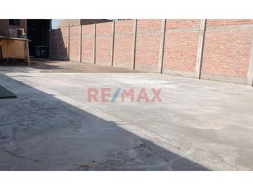 Alquiler De Local En Puente Piedra 500 M2 Cerca A La...