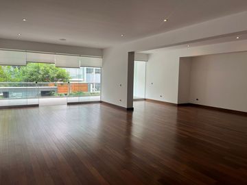 EXCLUSIVO DEPARTAMENTO DE 465 m² ACABADOS DE LUJO - 4DOR...