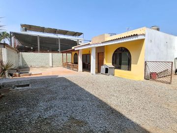 🏡✨ CASA EN AMPLIO TERRENO EN LURÍN – HUERTOS DE LURÍN...