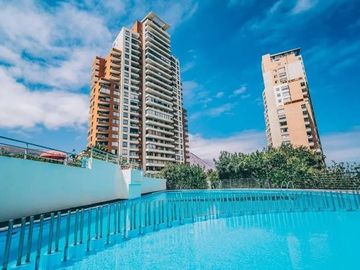 SE VENDE DEPTO EN COND. JARDINES DEL SUR.