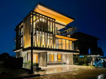Brand New House in Alabang West Village near Ayala...
