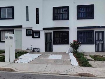 Casa en venta ubicada en coto Benedetto dentro de...