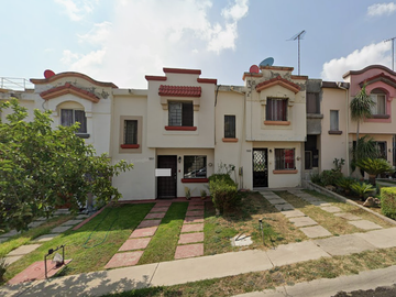 CASA EN VENTA, PASEOS DE SANTIAGO. TONALA. JALISCO EM