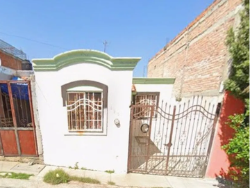 CASA EN REMATE EN LOMAS DEL CHAPULIN AGUAS CALIENTES