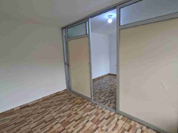 SE ALQUILA LOCAL COMERCIAL