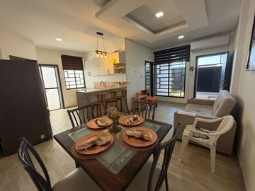 BRISAS CERCA AL MALECÓN: VENDO CASA 2/3 DE ESTRENO
