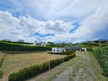 VENTA DE FINCA DE RECREO EN SOPETRÁN ANTIOQUIA COLOMBIA.
