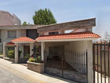 CASA EN VENTA EN ARBOLEDAS ATIZAPAN EDO MEXICO