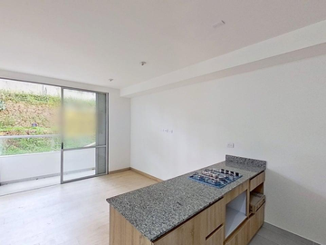 apartamento en venta altamira  medellin