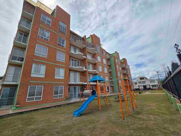 Vendo apartamento en Conjunto Cerrado zona urbana de la...