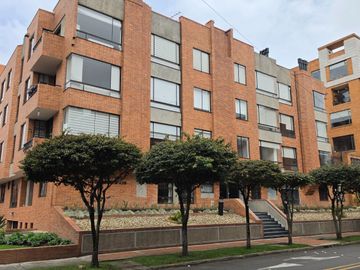 APARTAMENTO CON PARQUEADERO DOBLE EN NAVARRRA USAQUEN EN...