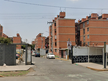 Sk42 Activo Bancario En Av Fuerte de Loreto 423,...
