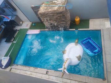 Casa en Alquiler con Piscina (Urb. Portón del Rio)