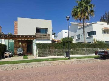 CASA EN VENTA EN SAN ANTONIO DE AYALA