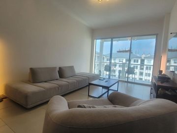 VENTA DE DEPARTAMENTO CON VISTA AL RIO EN LA PROVENZA,...