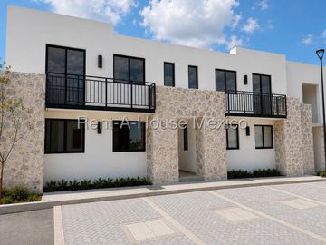 Conoce esta casa dentro de un desarrollo residencial...