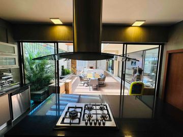 Departamento VENTA 3 dormitorios Cumbayá en La Pampite