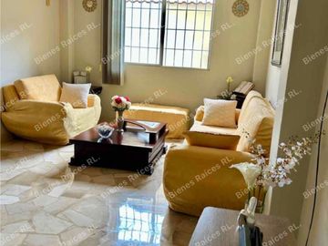 CASA EN VENTA CDLA. VERNAZA NORTE, NORTE DE GUAYAQUIL