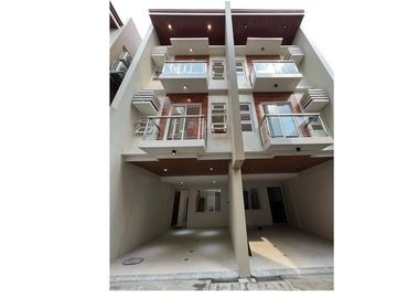 For Sale 3 Storey Modern Townhouse in GSIS Village...