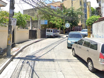 FOR SALE - Two Storey House and Lot in Guadalupe Viejo,...