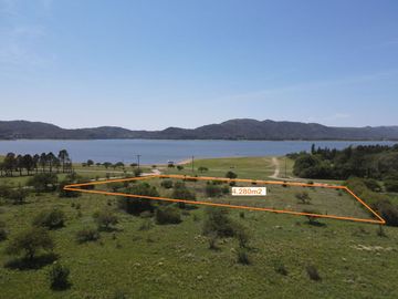 POTRERO DE GARAY-ESQUINA 4.280M2-SOBRE COSTANERA LAGO...