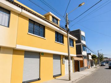 Casa rentera en venta, sector Camino del Sur, a pocos...