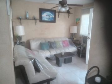 Casa en alquiler – Ciudadela Puerta al Mar, Santa Elena