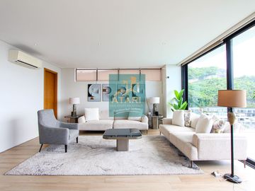 Luxury Living Above the City, For Rent HOUSE IN...