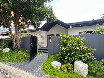 CORNER MODERN DESIGN BUNGALOW FOR SALE IN BF HOMES