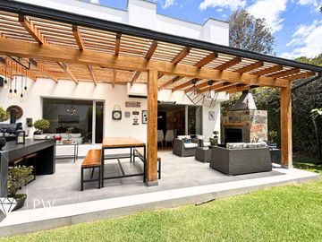CASA EN VENTA NAYON, TANDA