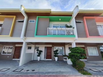 Brandnew Modern Townhouse for Sale in Betterliving...