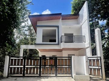 3BR House for Sale in Antipolo | Kingville Royale |...