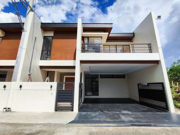 House and Lot for Sale in BF homes Paranaque near...